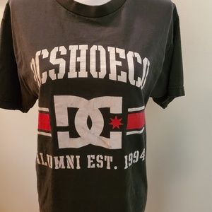 DC shoe co mens tshirt size L